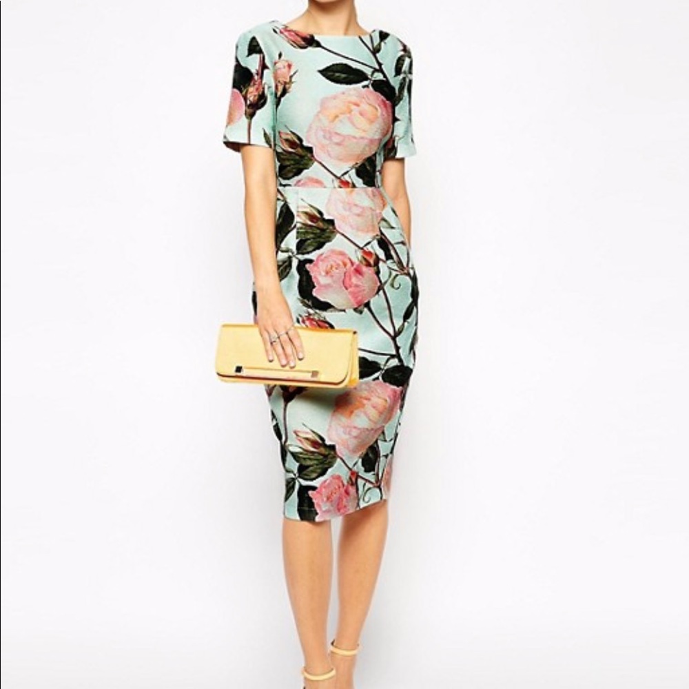 ASOS Wiggle Dress in Textured Floral print